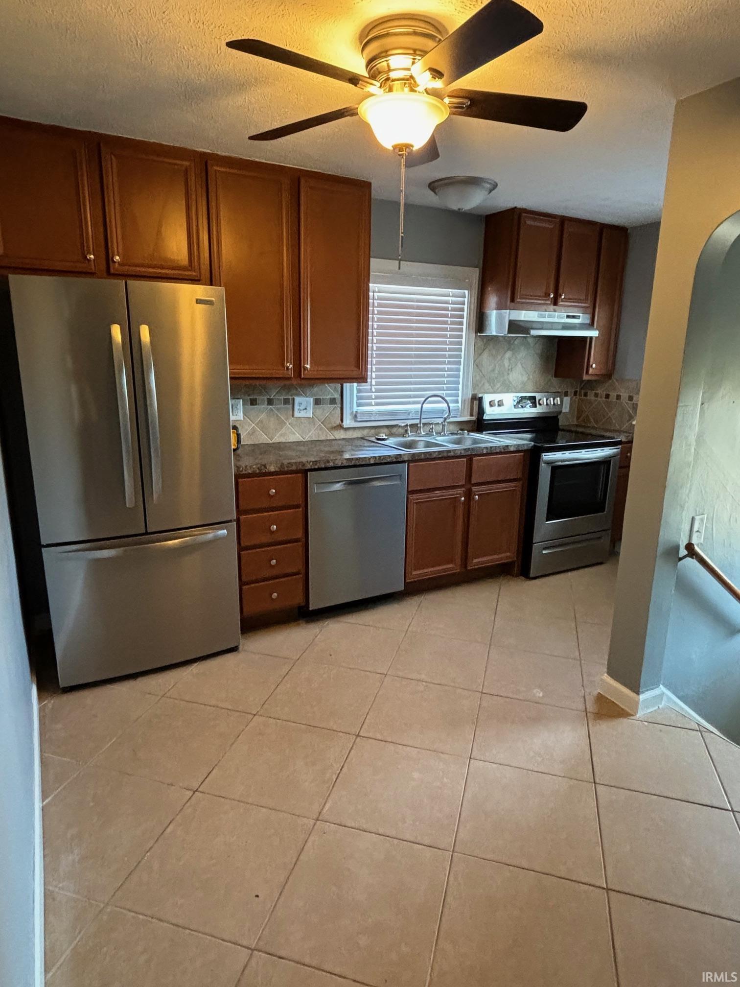 2731 Stringtown Road Evansville, IN 47711 - Photo 5 of 19 Gallery Image 5