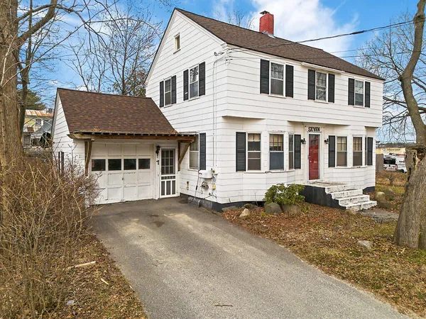 $249,900 | 7 Donald Street, Waterville, ME 04901
