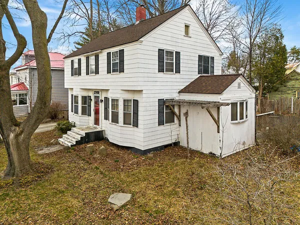 $249,900 | 7 Donald Street, Waterville, ME 04901