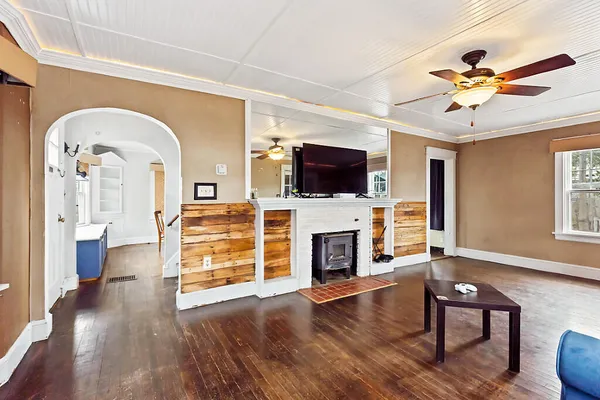 $249,900 | 7 Donald Street, Waterville, ME 04901