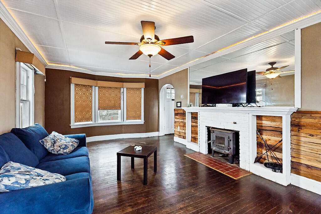 7 Donald Street Waterville, ME 04901 - Photo 10 of 26 13_BP5A2601_DxO_mls