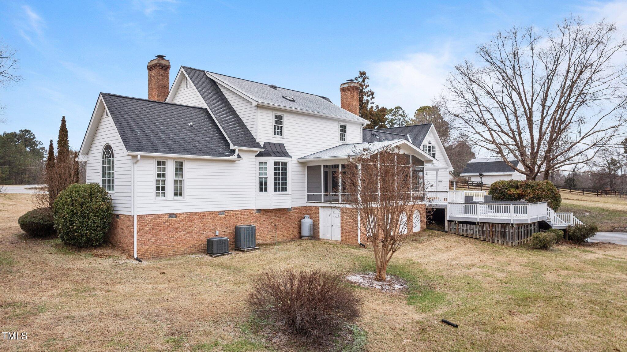 1200 Spring Valley Lake Road Henderson, NC 27537 - Photo 54 of 78 Rear view