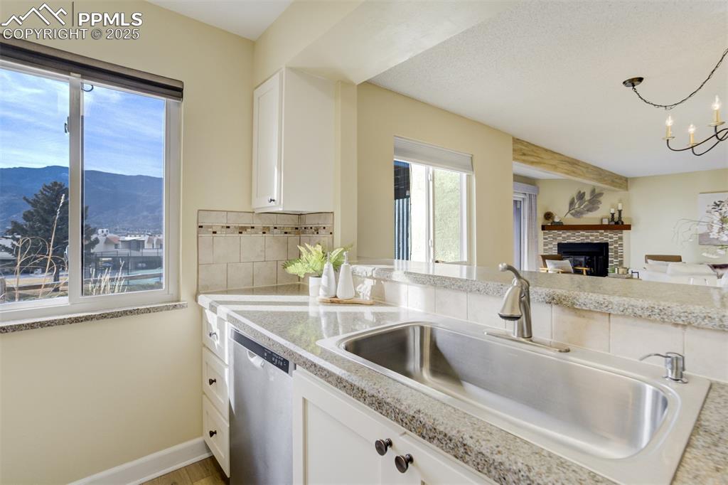 1130 Fontmore Road, Unit B Colorado Springs, CO 80904 - Photo 13 of 44