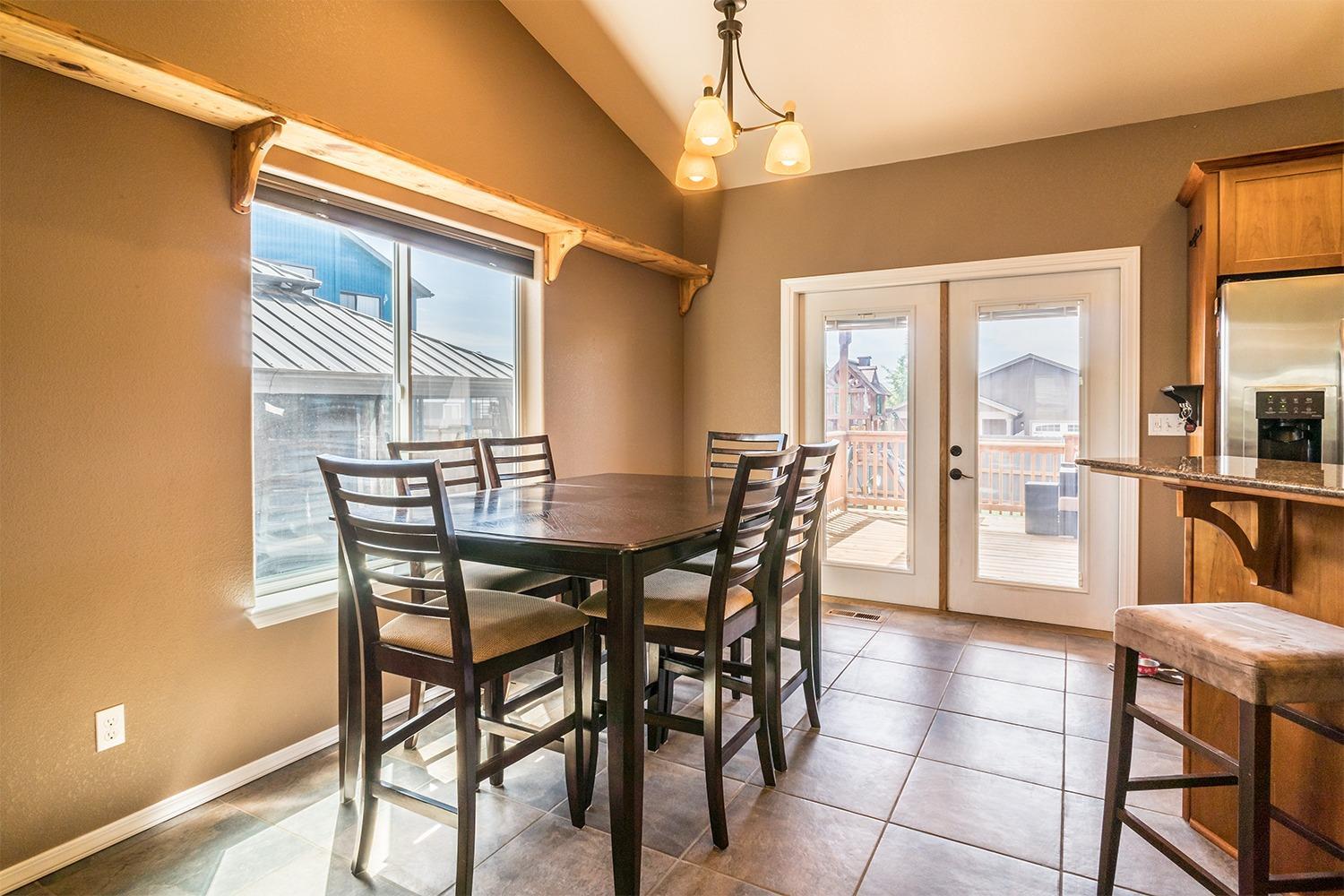 614 Barton Road Eagle Point, OR 97524 - Photo 14 of 27 Additional Photo