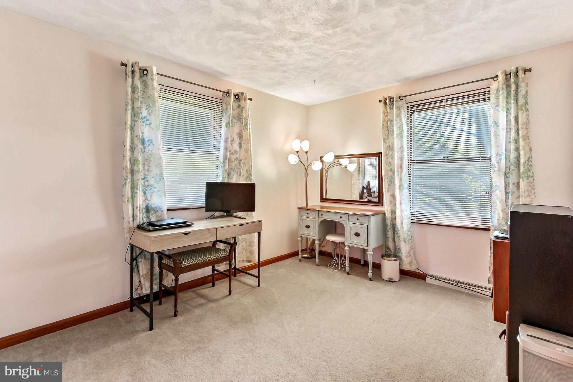 1460 Greenbriar Road York, PA 17404 - Photo 14 of 35 Gallery Image 14
