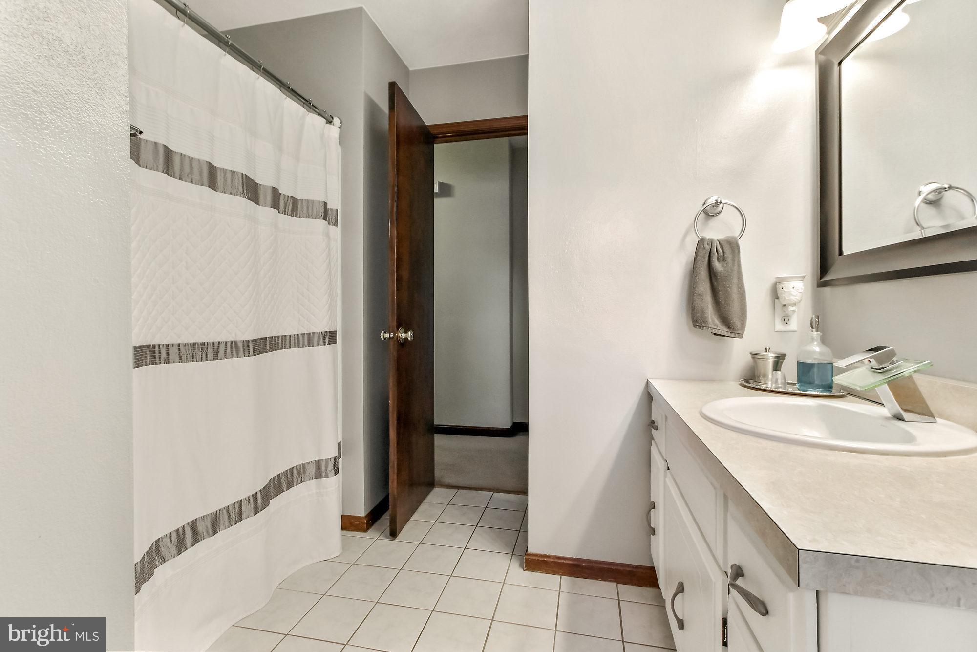 1460 Greenbriar Road York, PA 17404 - Photo 16 of 35 Gallery Image 16