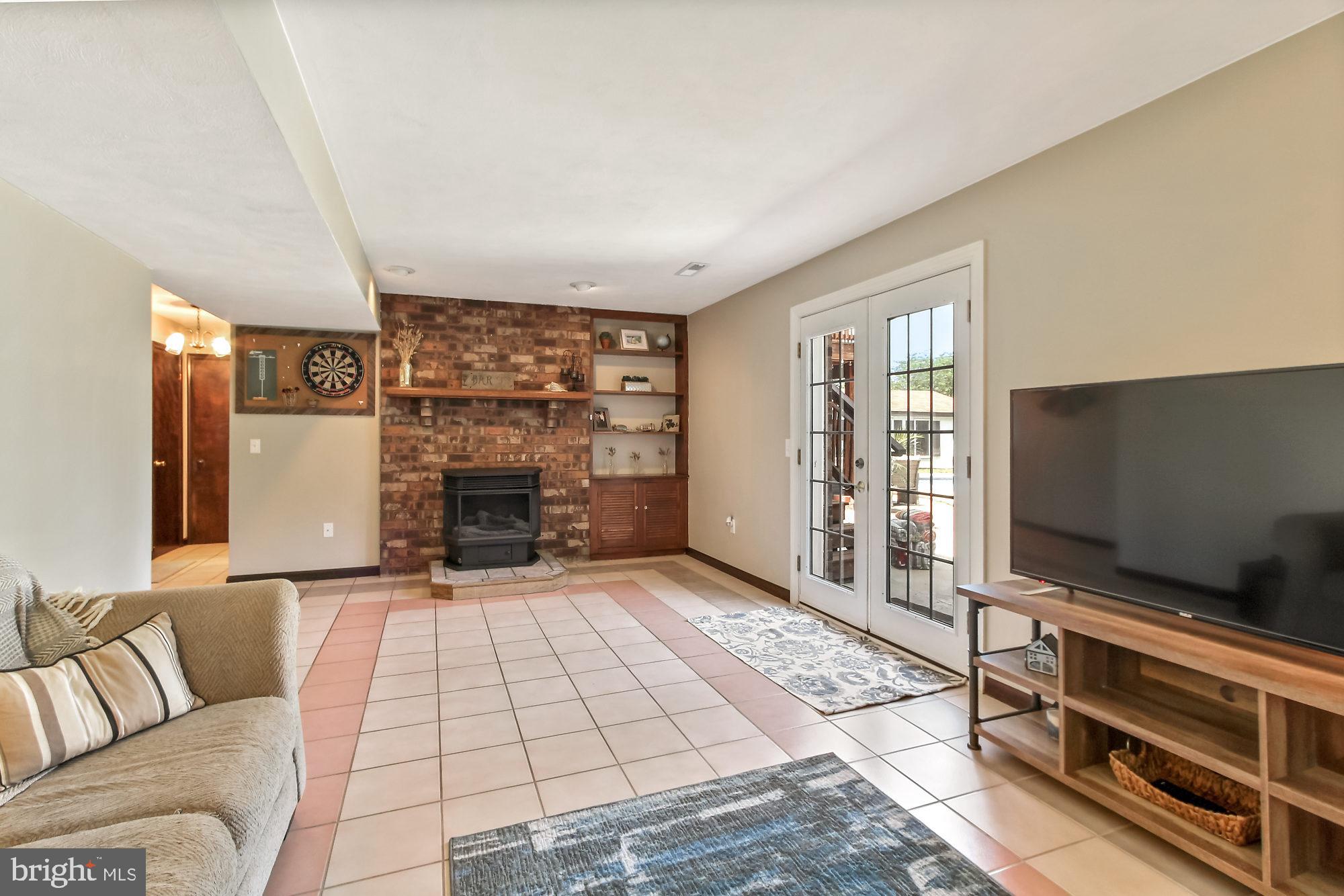 1460 Greenbriar Road York, PA 17404 - Photo 19 of 35 Gallery Image 19