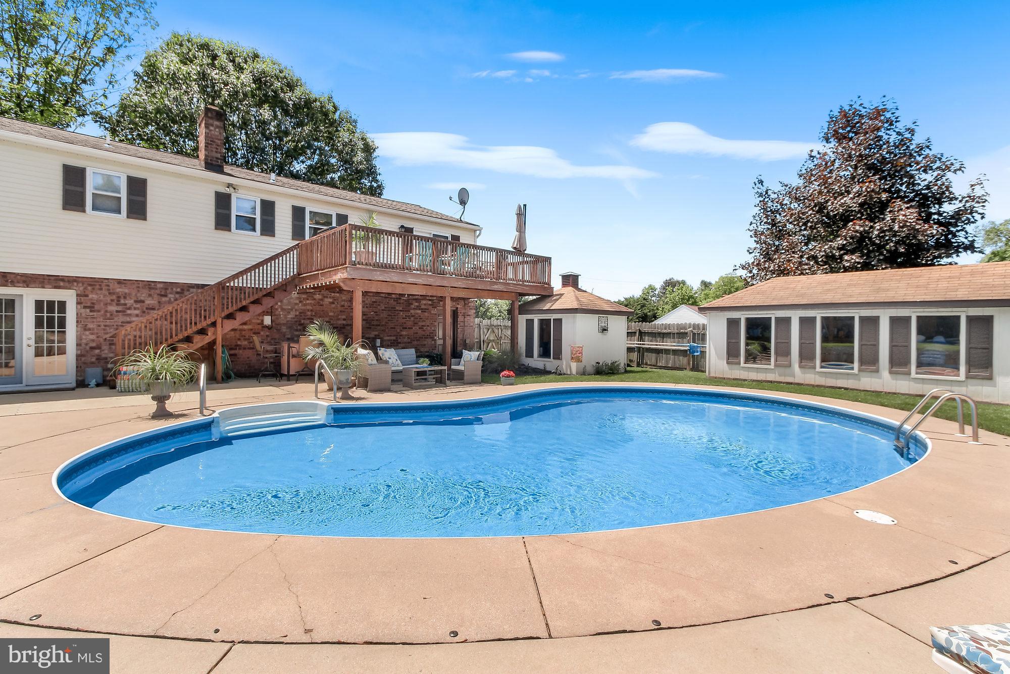 1460 Greenbriar Road York, PA 17404 - Photo 29 of 35 Gallery Image 29