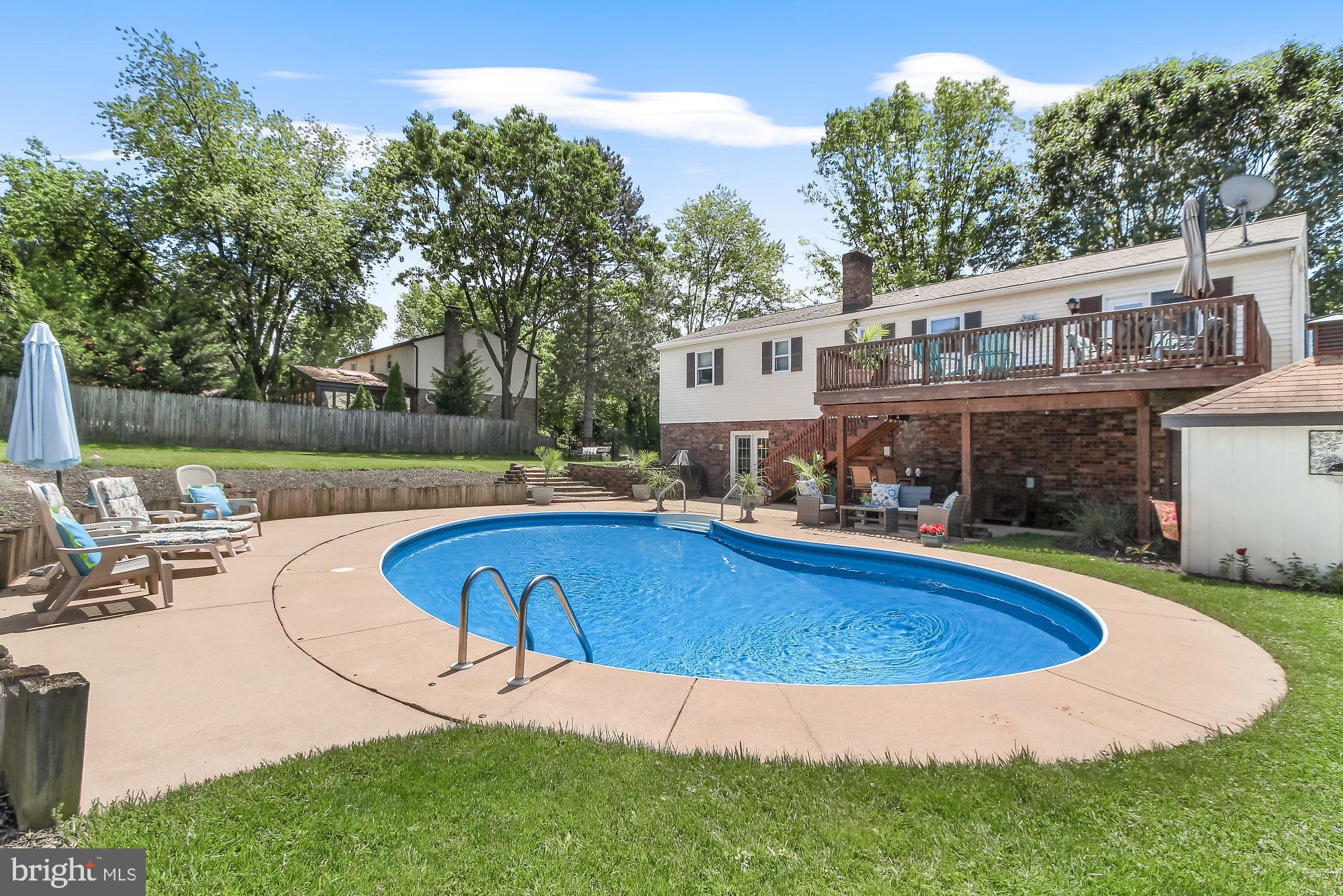 1460 Greenbriar Road York, PA 17404 - Photo 30 of 35 Gallery Image 30