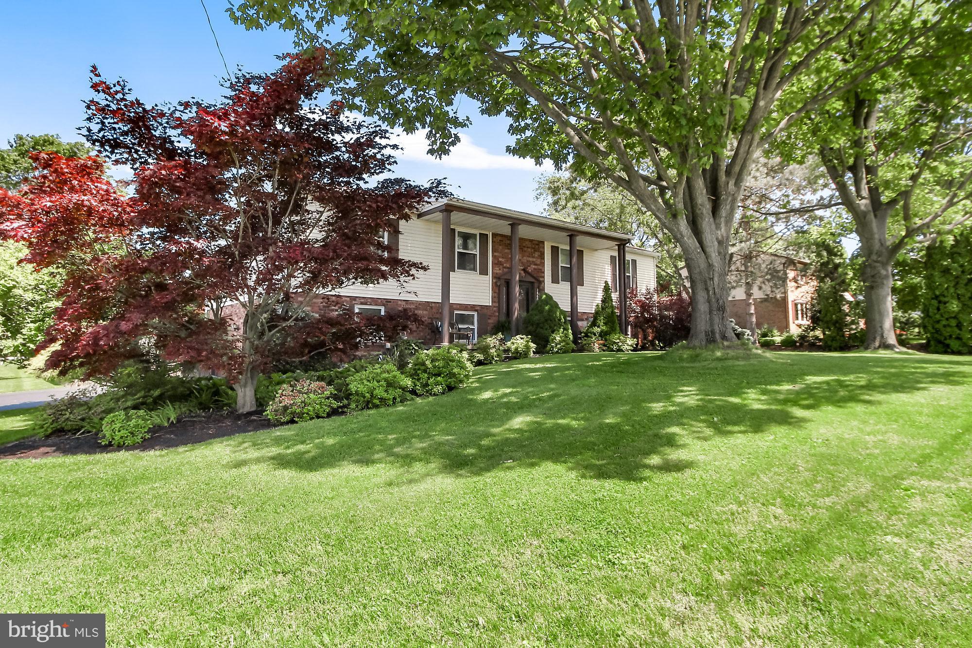 1460 Greenbriar Road York, PA 17404 - Photo 34 of 35 Gallery Image 34