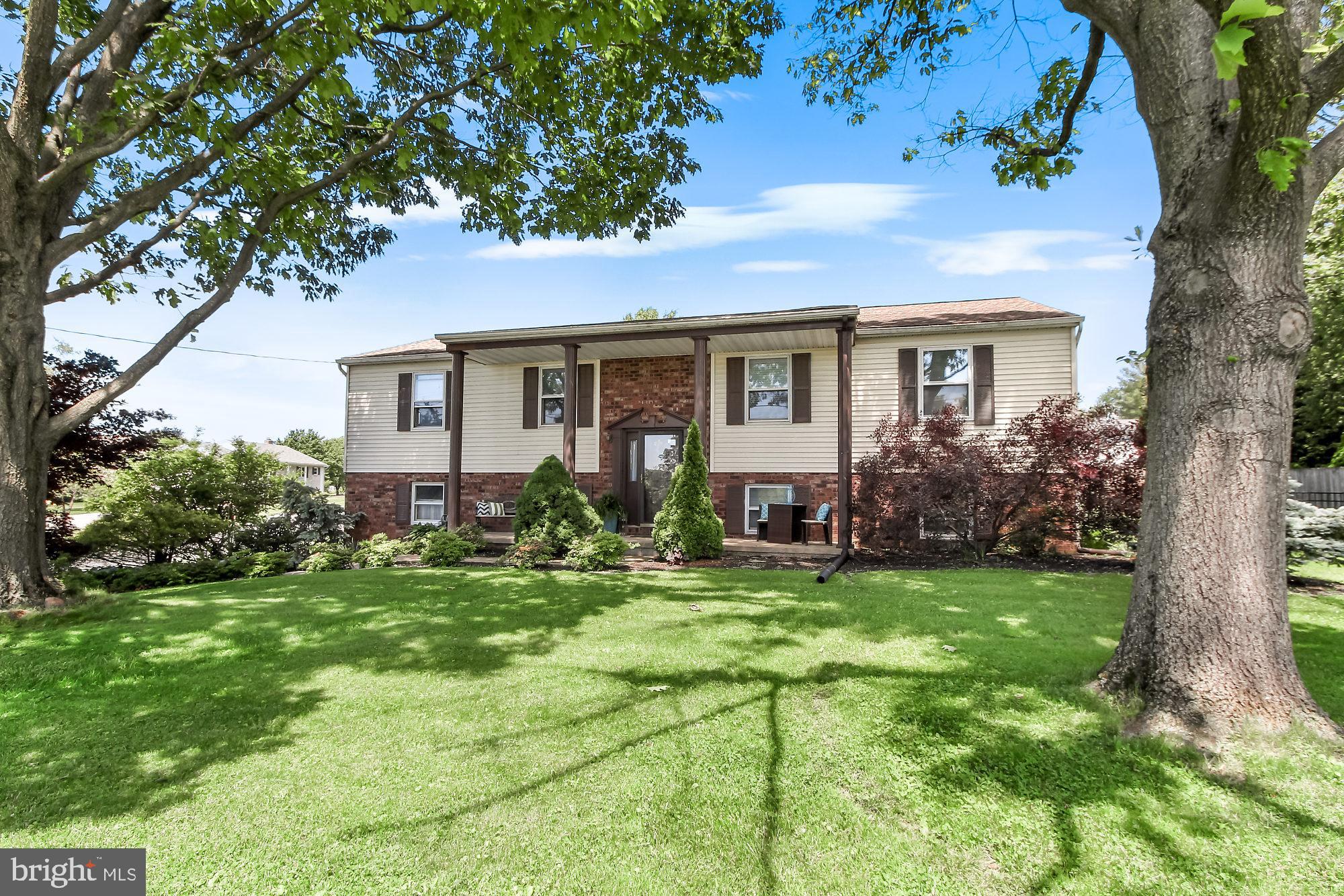 1460 Greenbriar Road York, PA 17404 - Photo 35 of 35 Gallery Image 35