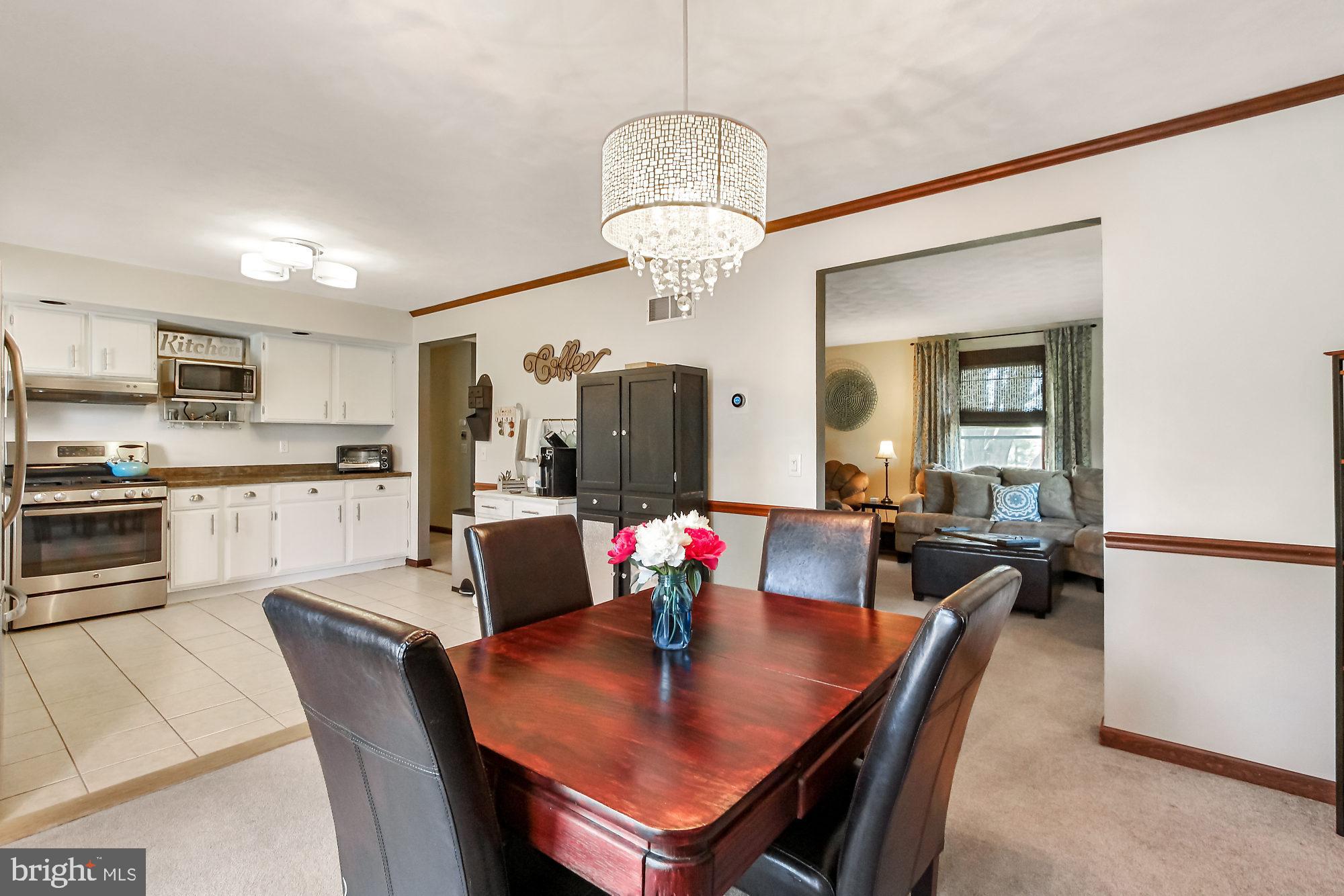 1460 Greenbriar Road York, PA 17404 - Photo 6 of 35 Gallery Image 6