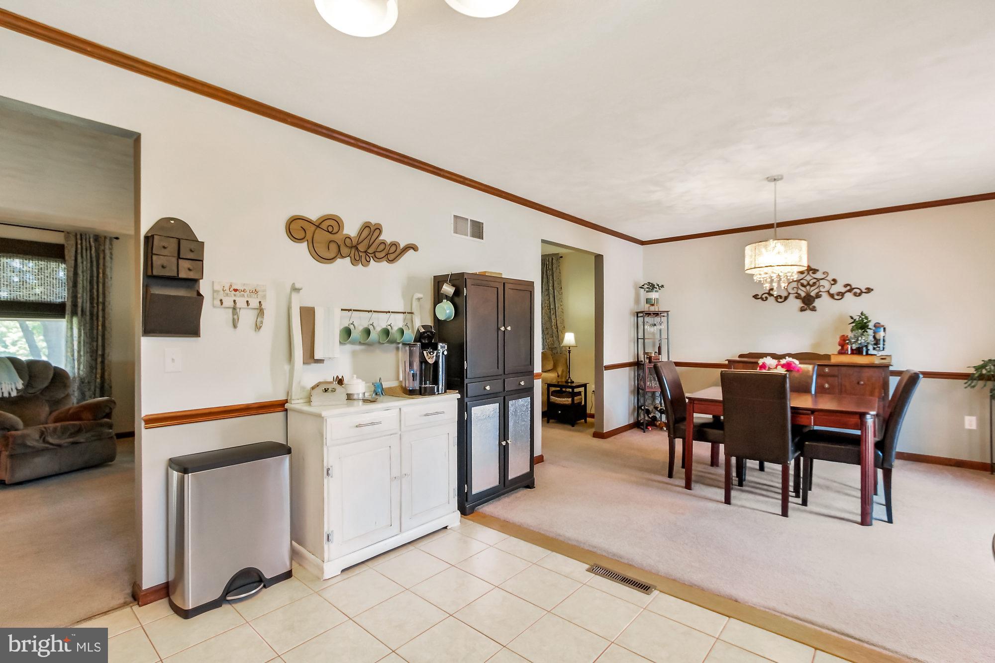 1460 Greenbriar Road York, PA 17404 - Photo 10 of 35 Gallery Image 10