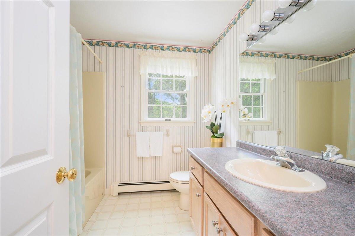 910 Crowells Bog Road Brewster, MA 02631 - Photo 15 of 32 18-Bathroom