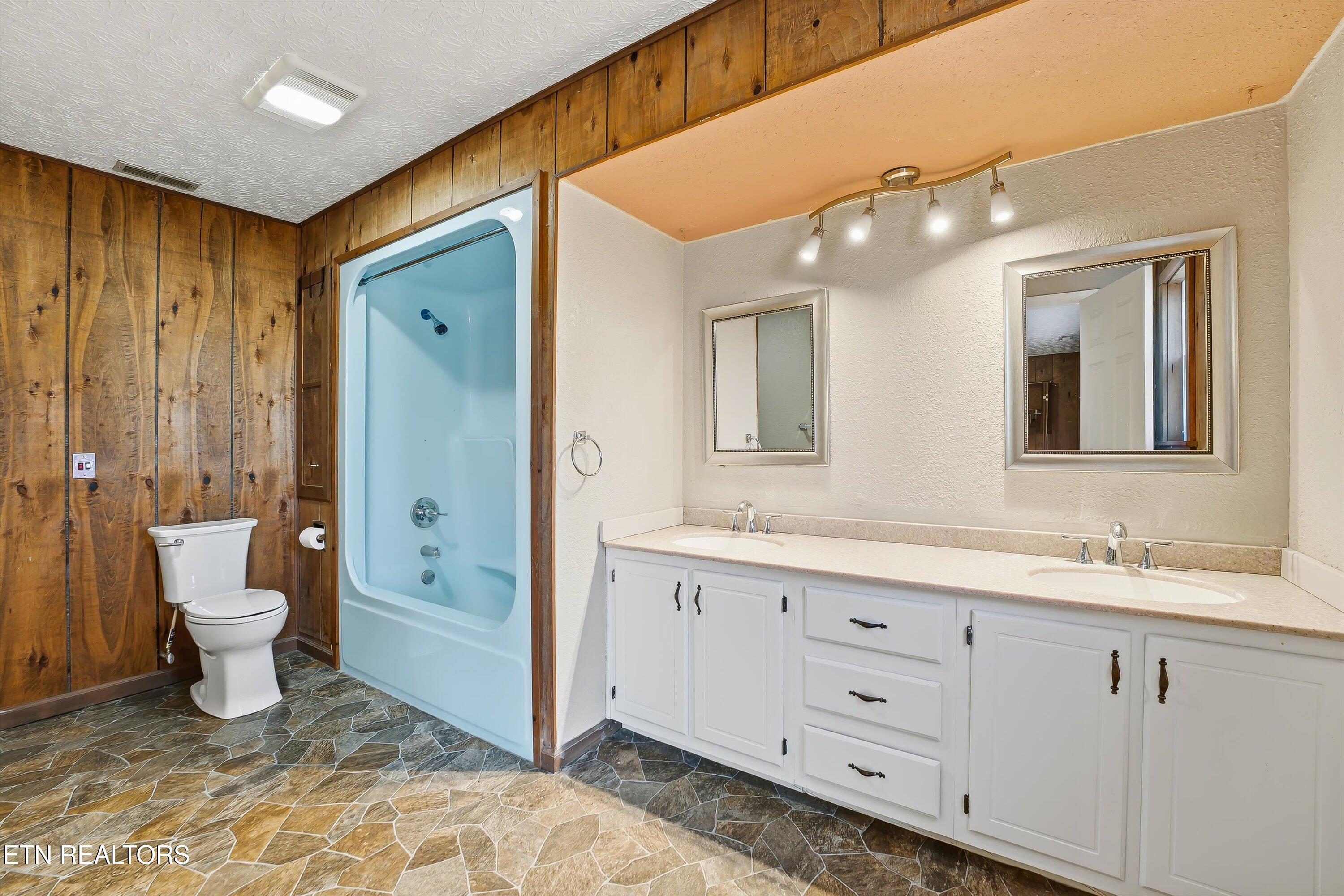 254 Laurel Mountain Road Madisonville, TN 37354 - Photo 34 of 58 26-254 Laurel Mountain Rd-25