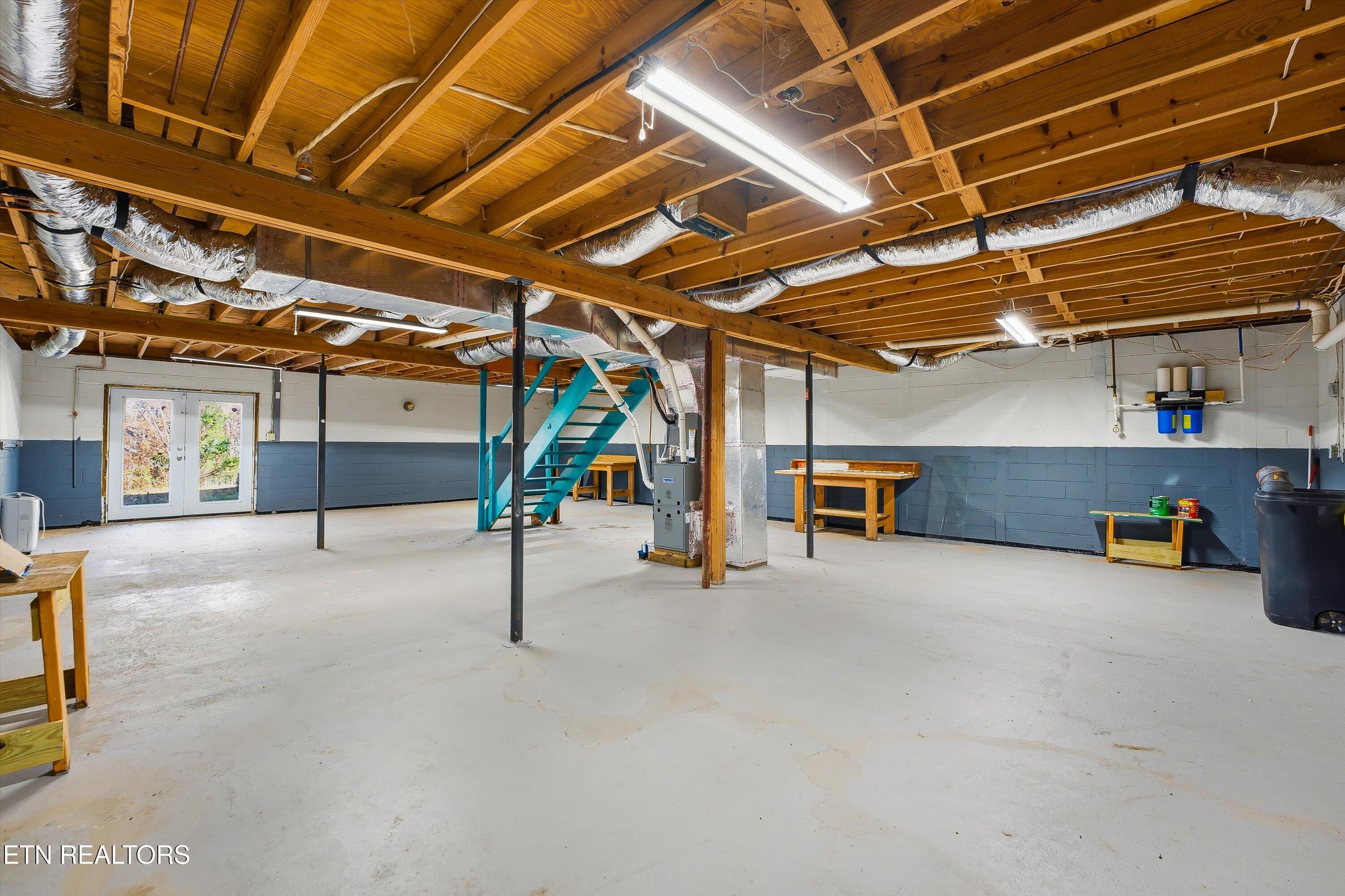 254 Laurel Mountain Road Madisonville, TN 37354 - Photo 40 of 58 31-254 Laurel Mountain Rd-30