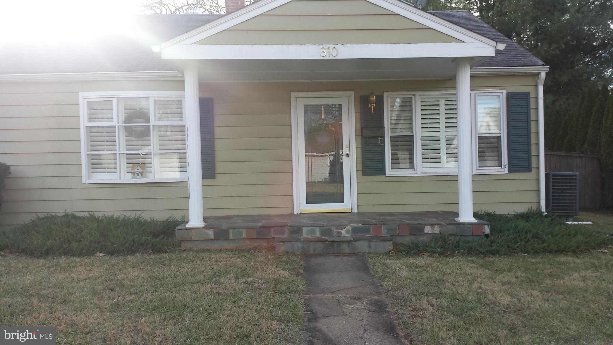 310 Madison Street Culpeper, VA 22701 - Photo 1 of 4 Exterior (Front)