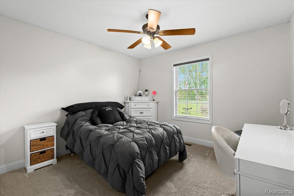 6035 Beard Road Byron, MI 48418 - Photo 24 of 40
