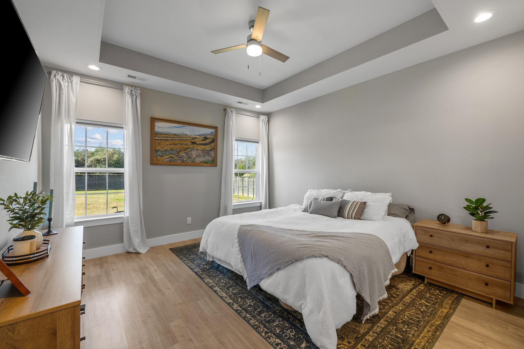 3200 Rucker Road Christiana, TN 37037 - Photo 11 of 31 a bedroom with a bed and a potted plant