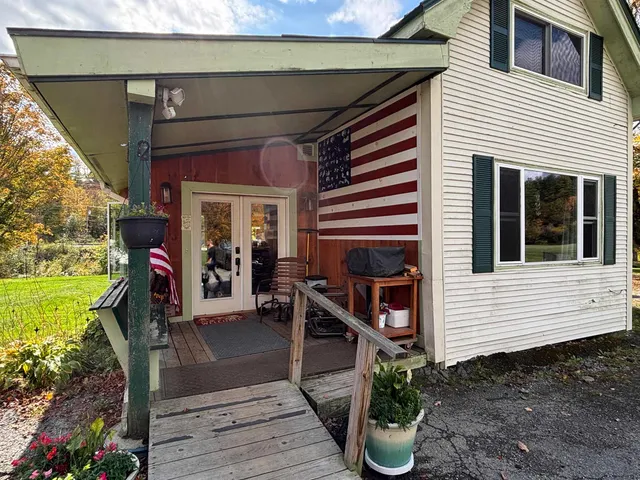 $580,000 | 88 Gillen Avenue, Johnson, VT 05656