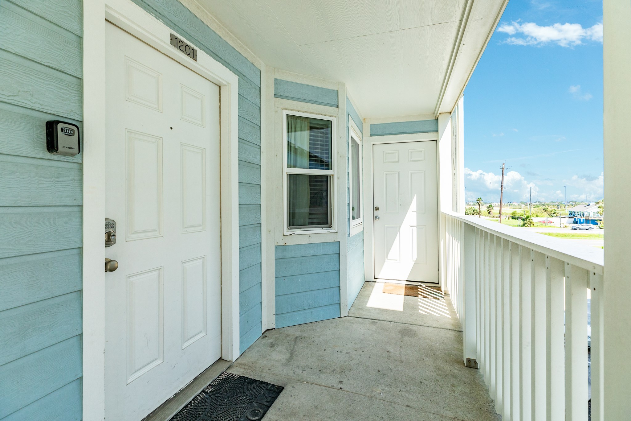 10811 Termini-San Luis Pass Road, Unit 1201 Galveston, TX 77554 - Photo 2 of 25 a view of a walk in closet