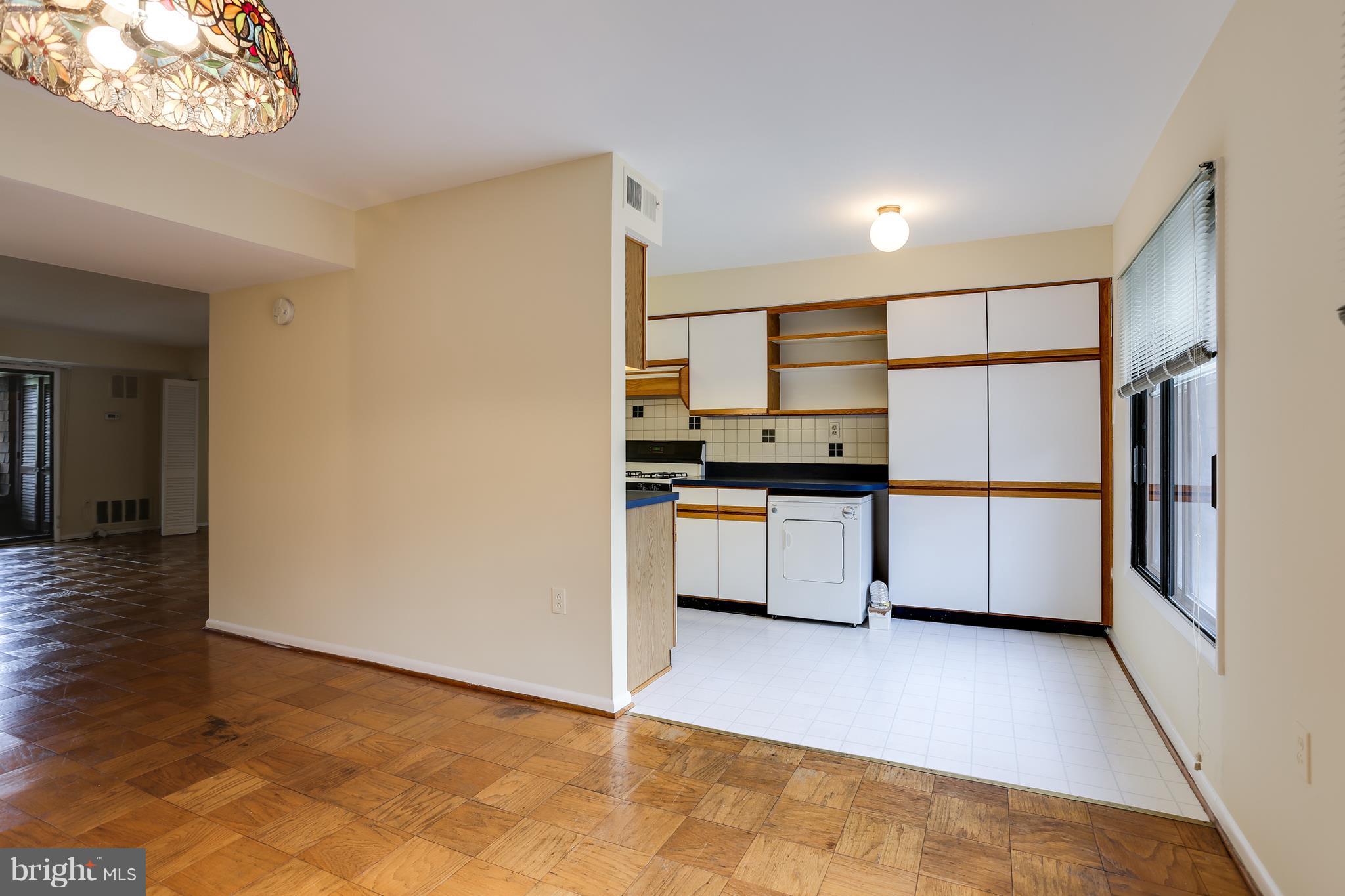 5240 West Running Brook Road, Unit 301 Columbia, MD 21044 - Photo 14 of 22 SPACIOUS DINING AREA OFF KITCHEN