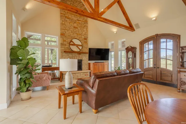 $399,000 | 14830 Vista Ridge Lane, Derby, IN 47525