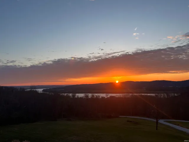 $399,000 | 14830 Vista Ridge Lane, Derby, IN 47525