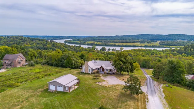 $399,000 | 14830 Vista Ridge Lane, Derby, IN 47525