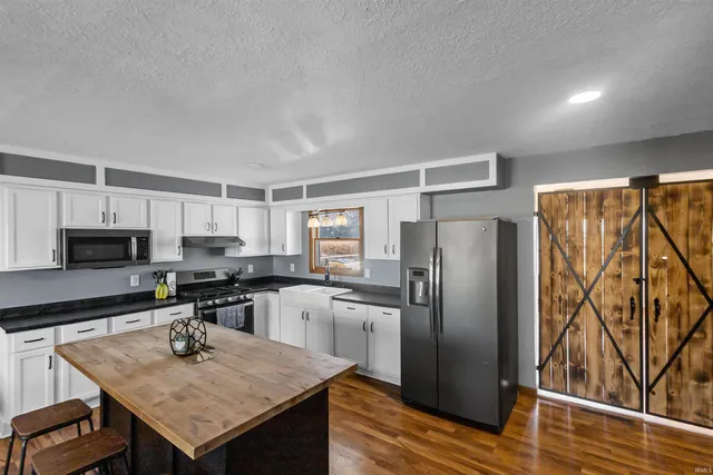 $235,000 | 511 South South Park Drive, Monticello, IN 47960