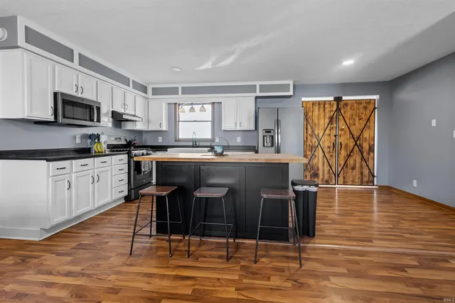 $235,000 | 511 South South Park Drive, Monticello, IN 47960