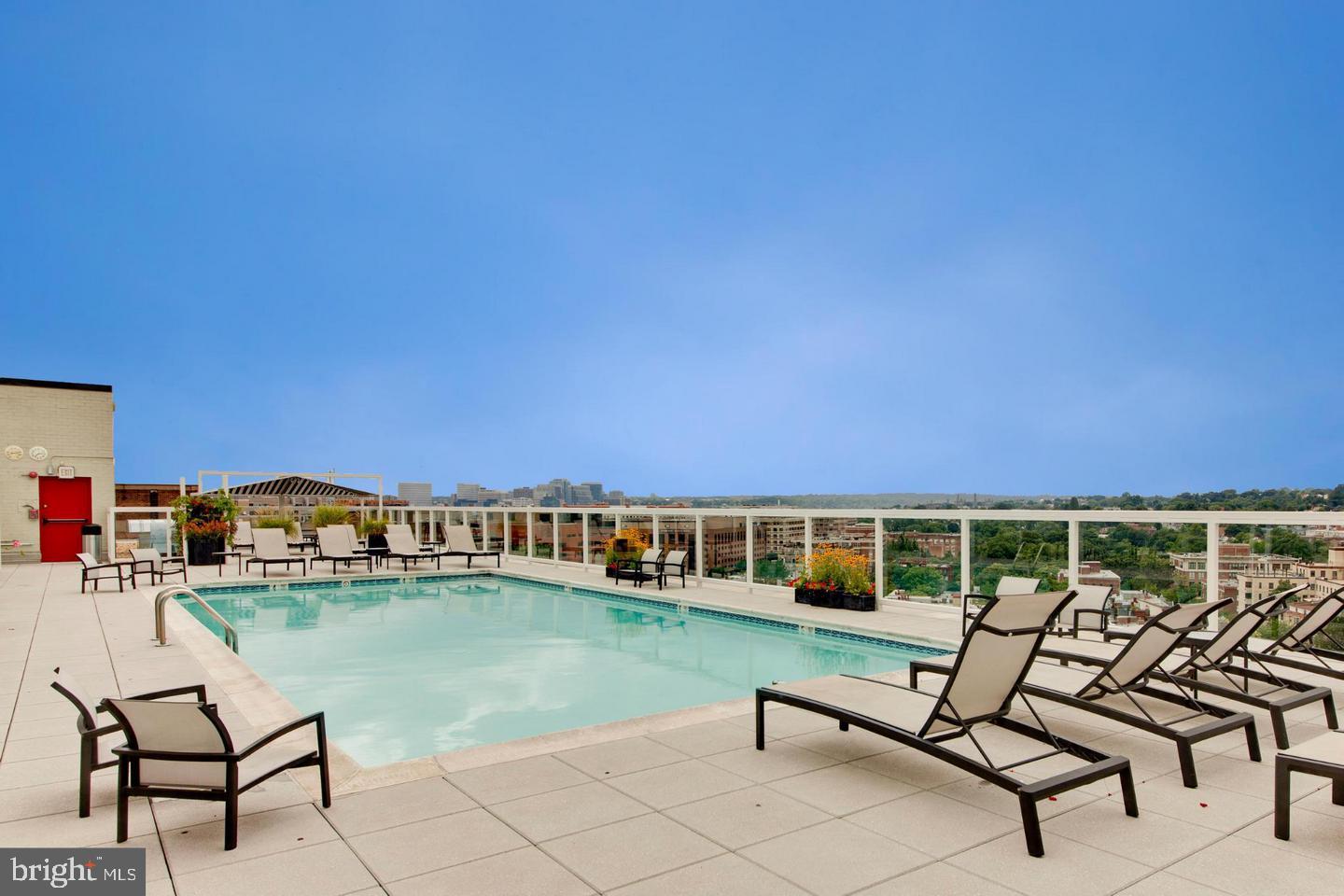 1330 New Hampshire Avenue Northwest, Unit 823 Washington, DC 20036 - Photo 13 of 14