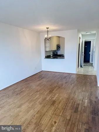 $2,350 | 1330 New Hampshire Avenue Northwest, Unit 823, Washington, DC 20036