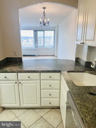 $2,350 | 1330 New Hampshire Avenue Northwest, Unit 823, Washington, DC 20036