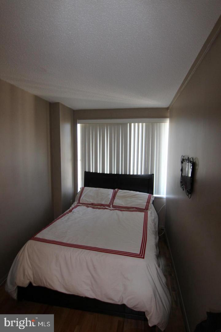 1330 New Hampshire Avenue Northwest, Unit 823 Washington, DC 20036 - Photo 9 of 14