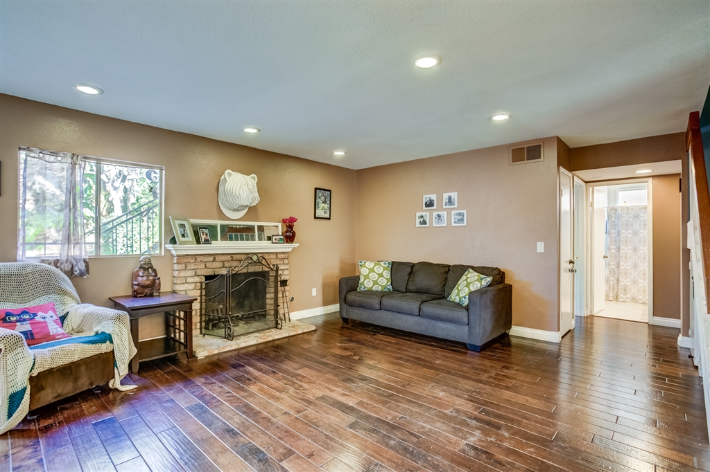 10954 Crystal Springs Road Santee, CA 92071 - Photo 3 of 25