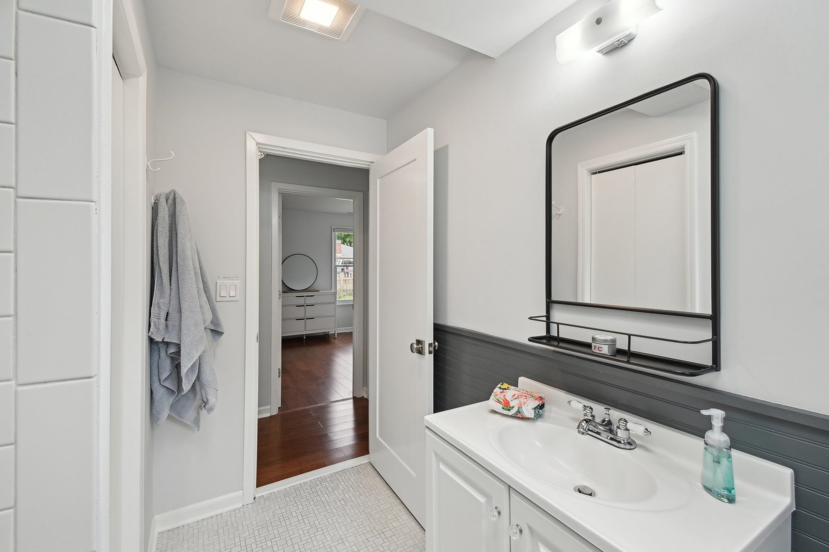 14 East Woodland Road Lake Bluff, IL 60044 - Photo 17 of 33 Gallery Image 17