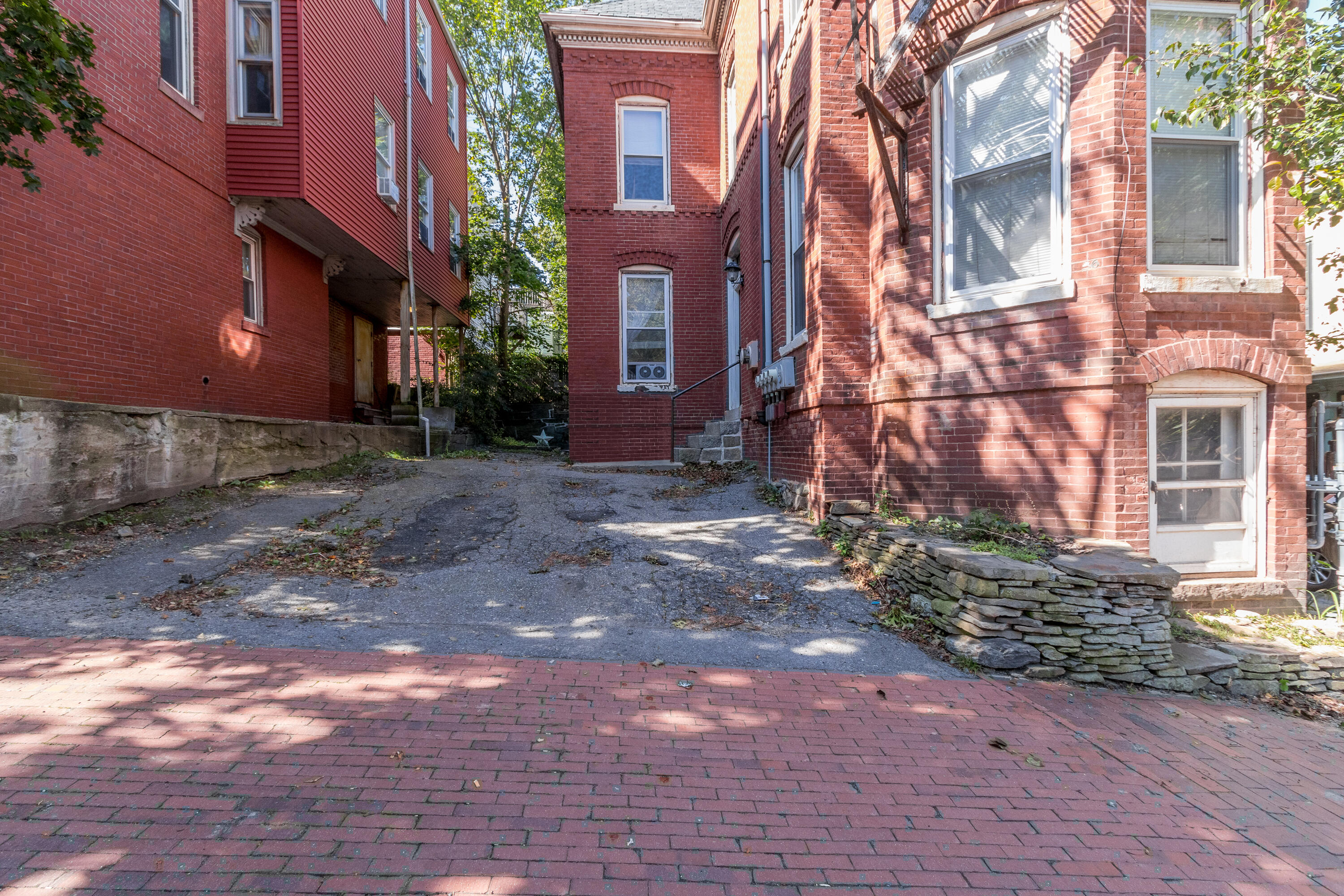 56 Mellen Street Portland, ME 04101 - Photo 3 of 22 56 Mellen Street