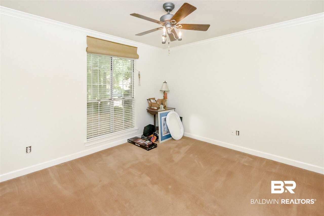 907 Wesley Avenue Mobile, AL 36609 - Photo 27 of 36