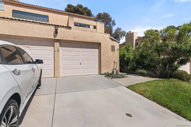 $3,000 | 7969 Caminito Dia, Unit 3, San Diego, CA 92122