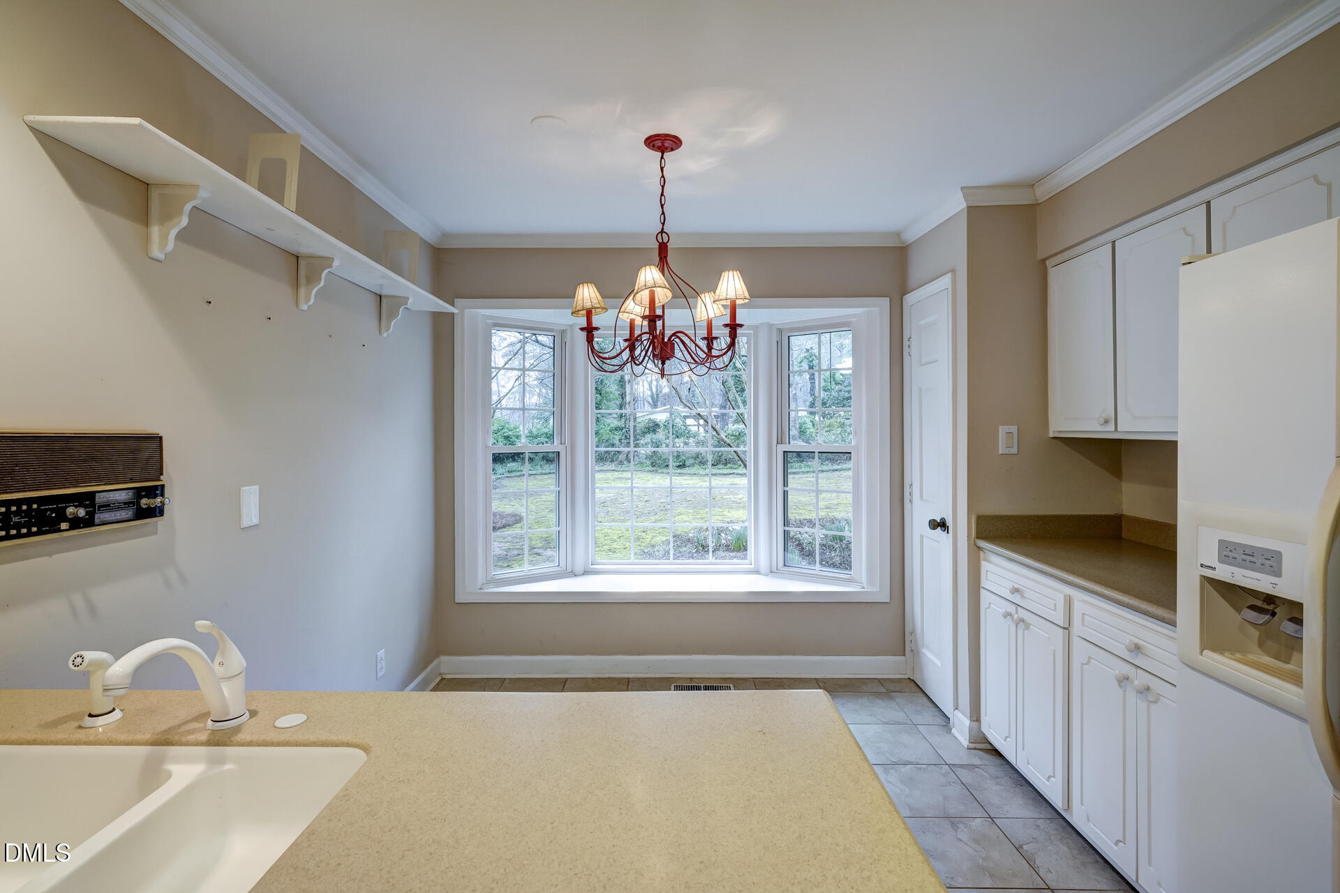 6801 Oak Ridge Drive Raleigh, NC 27612 - Photo 19 of 38 KITCHEN