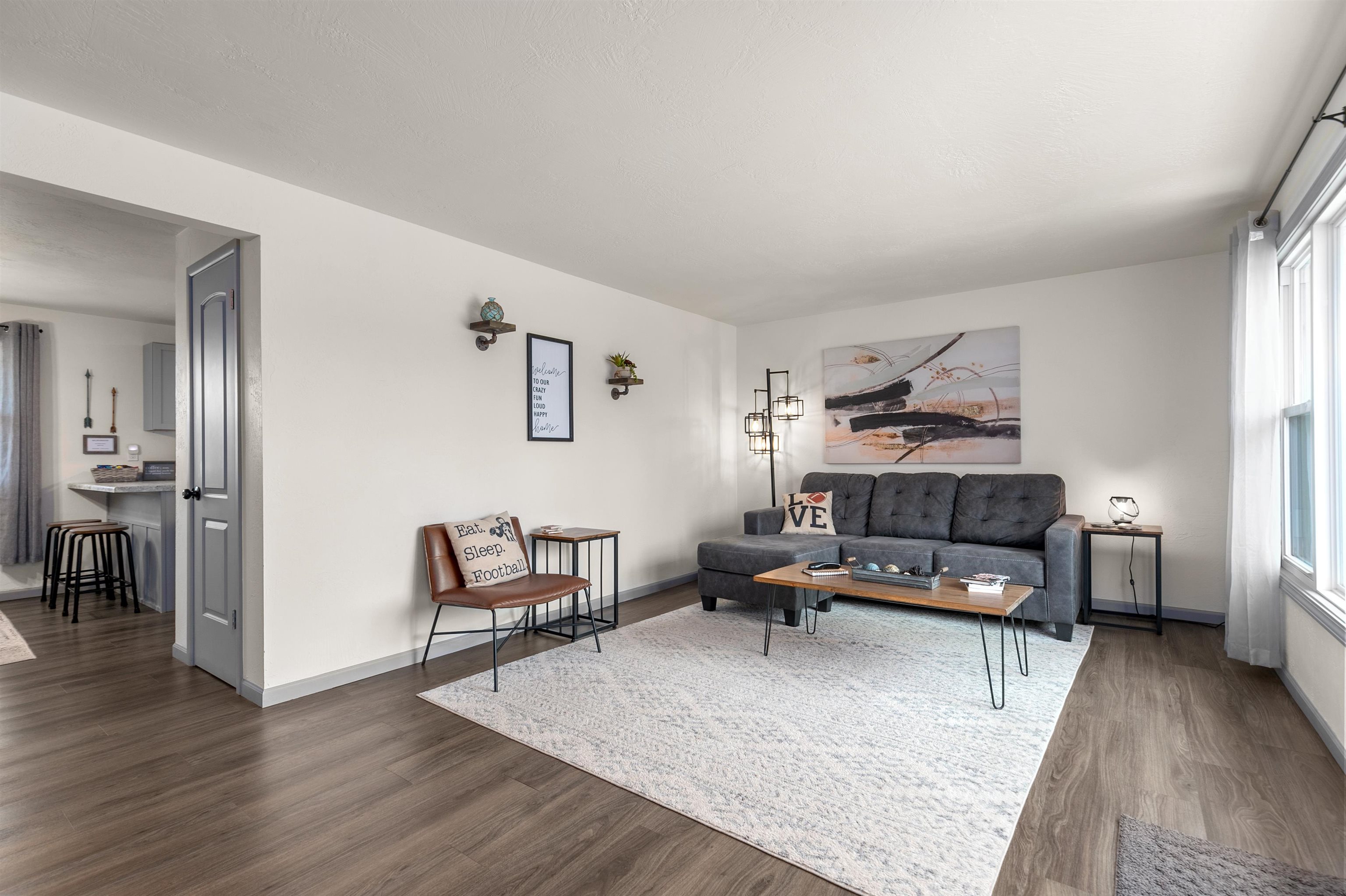 1170 Raleigh Street Green Bay, WI 54304 - Photo 2 of 19