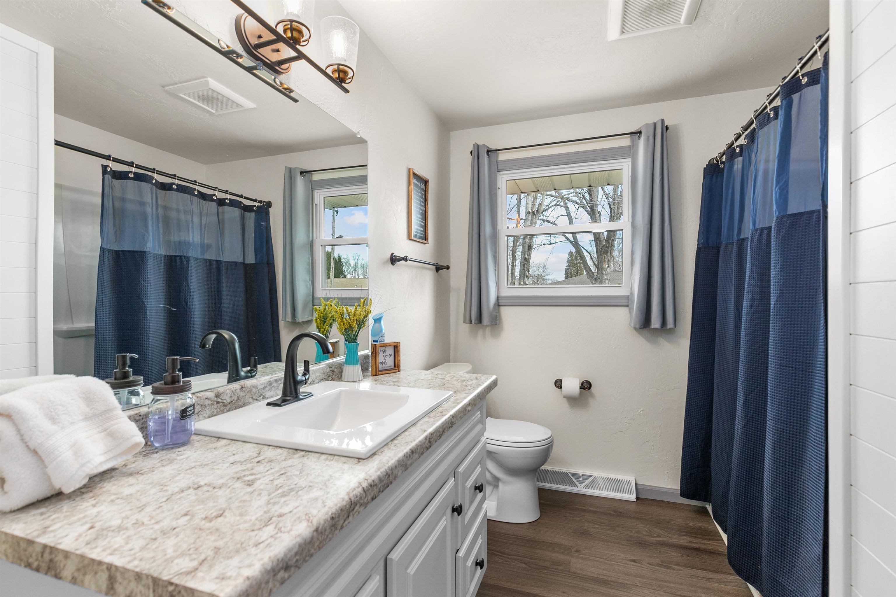 1170 Raleigh Street Green Bay, WI 54304 - Photo 10 of 19