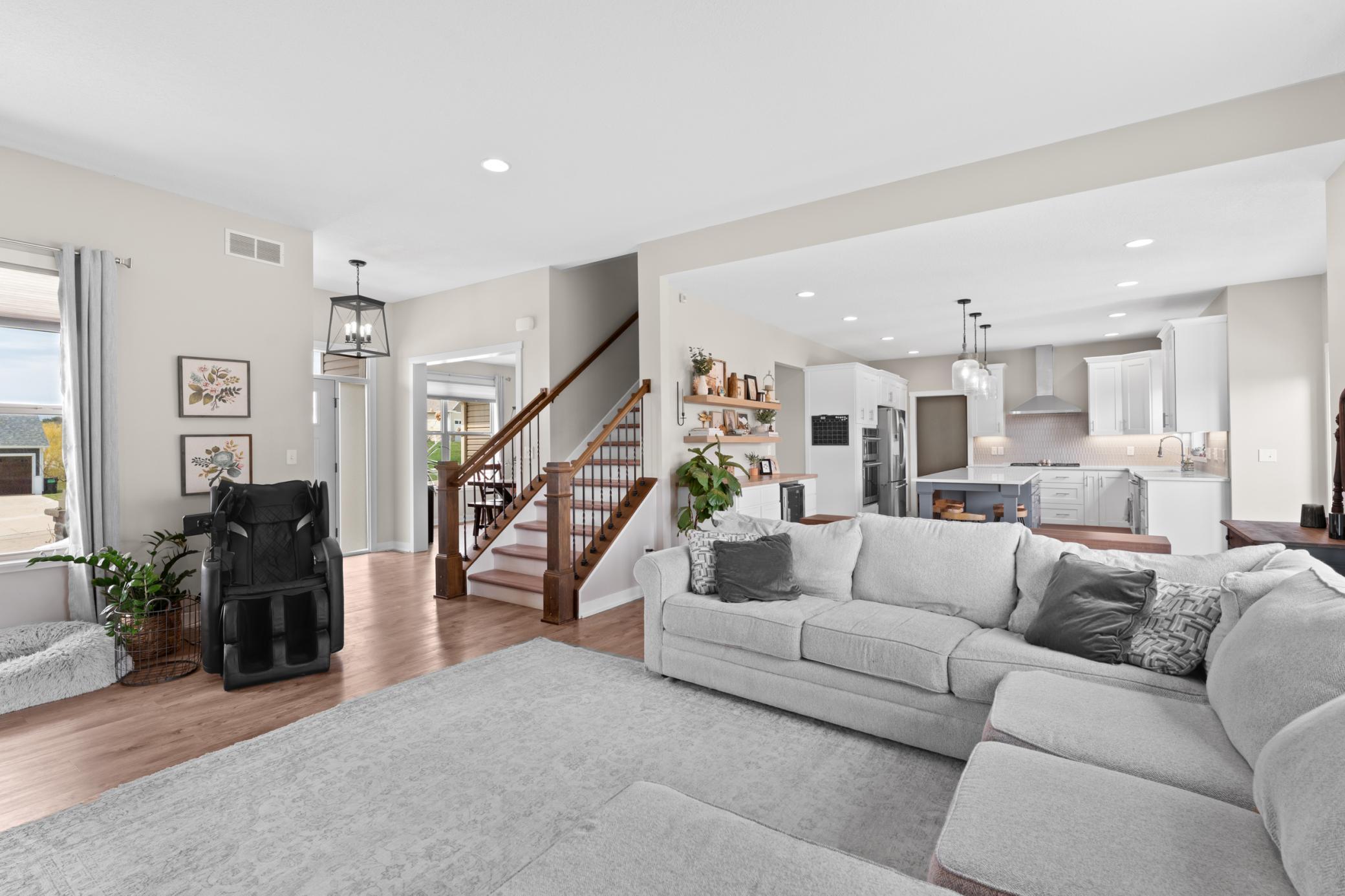 1892 Shannon Oaks Boulevard Northeast Rochester, MN 55906 - Photo 8 of 57