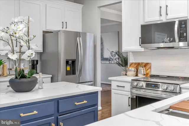 $565,000 | 227 Rippling Waters Way, Falling Waters, WV 25419