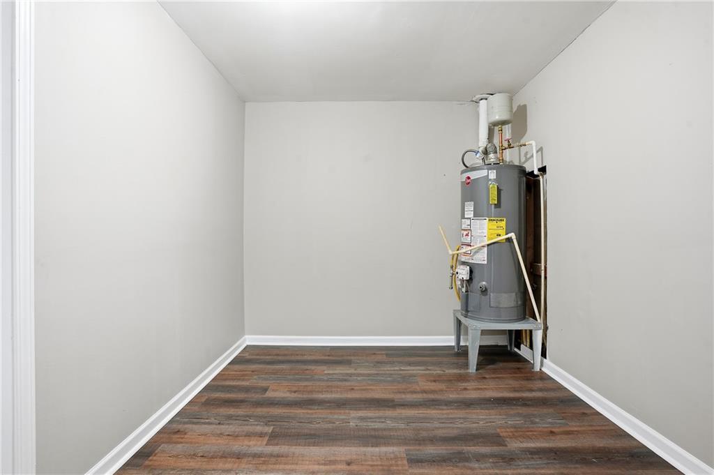 1045 Forest Path Stone Mountain, GA 30088 - Photo 23 of 26