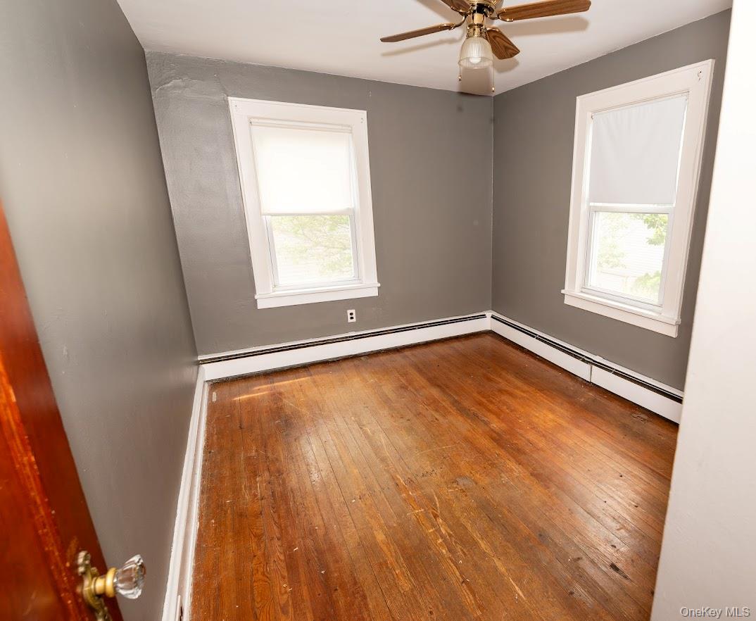 34 Remsen Avenue Valley Stream, NY 11580 - Photo 19 of 23