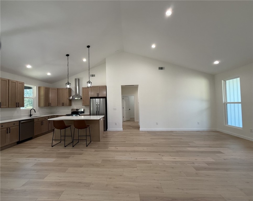 706 Woodlake Road Anderson, SC 29621 - Photo 3 of 25 Gallery Image 3