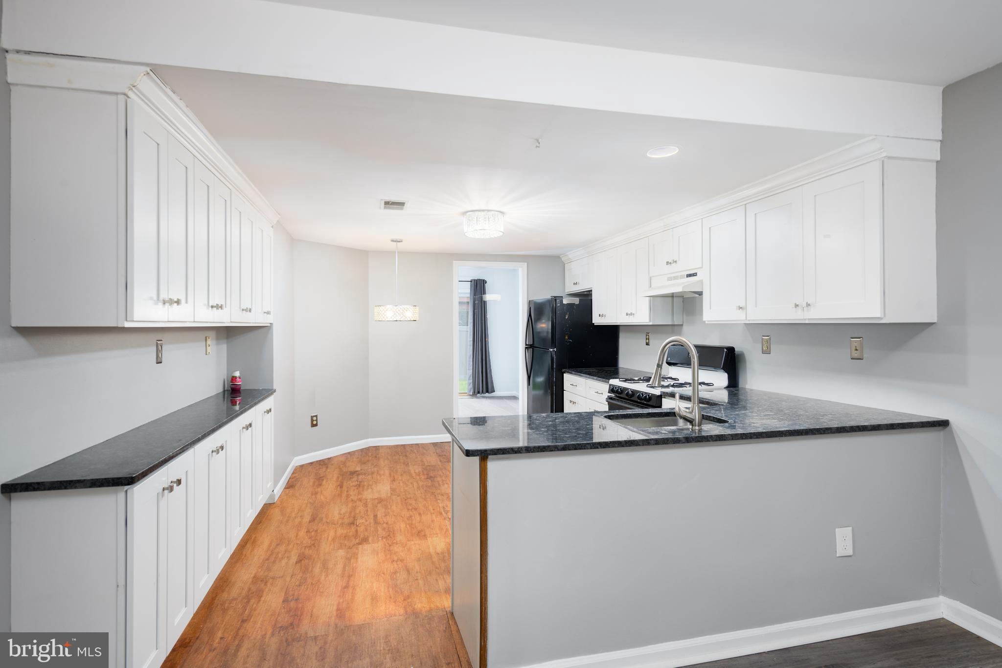 77 Bunker Hill Court, Unit 77 Wayne, PA 19087 - Photo 5 of 20