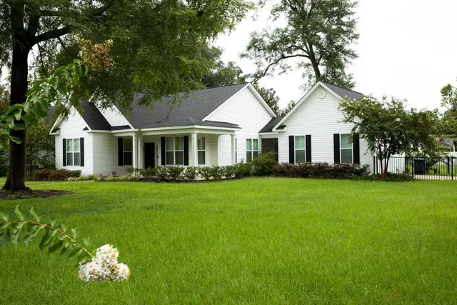 $275,000 | 855 Academy Avenue, Waynesboro, GA 30830